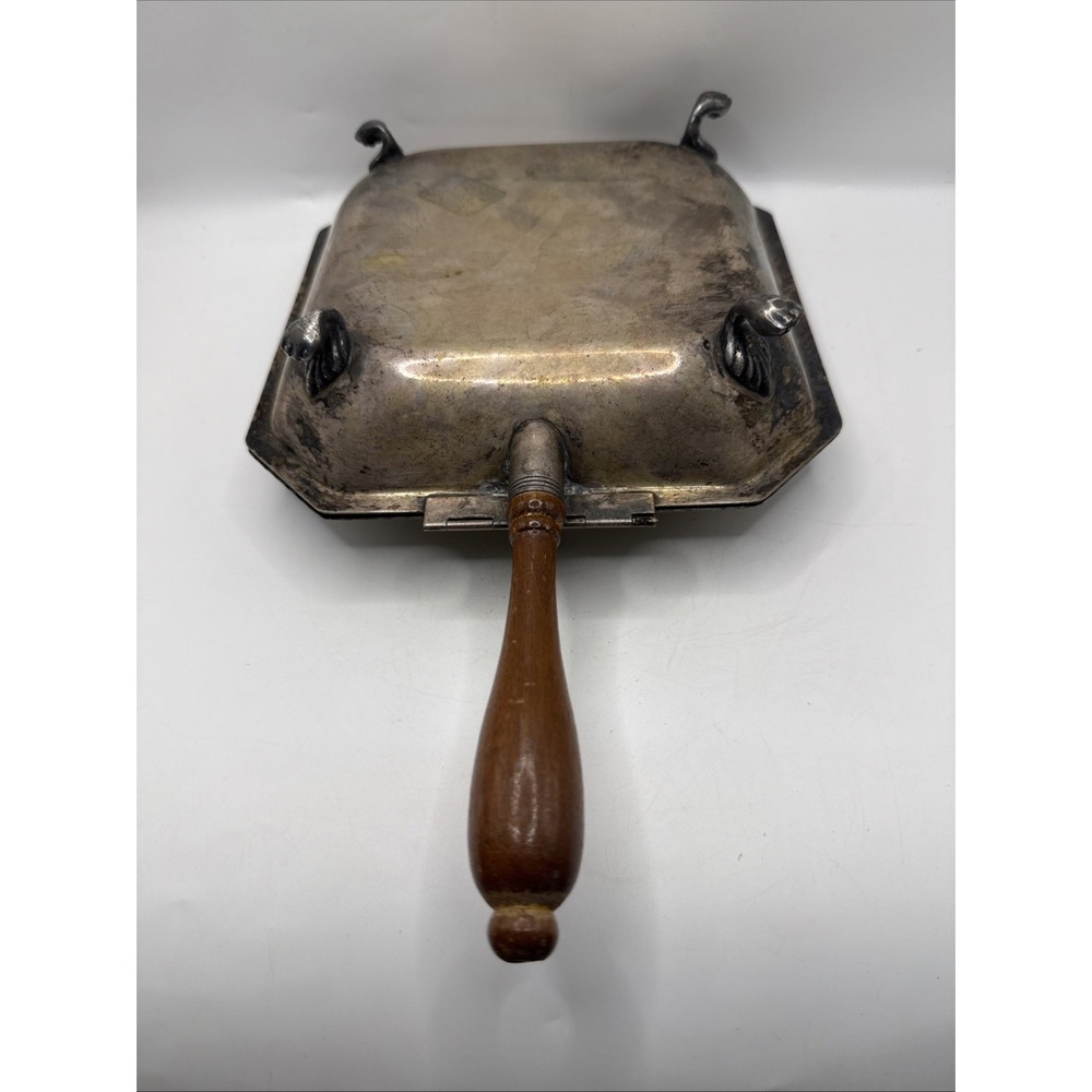 Ornate Claw Foot Silent Butler Crumb Catcher Wood Handle 1883 FB Rogers Vintage - Picture 6 of 10